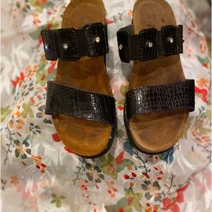 Naot leather embossed black sandals.so comfortable